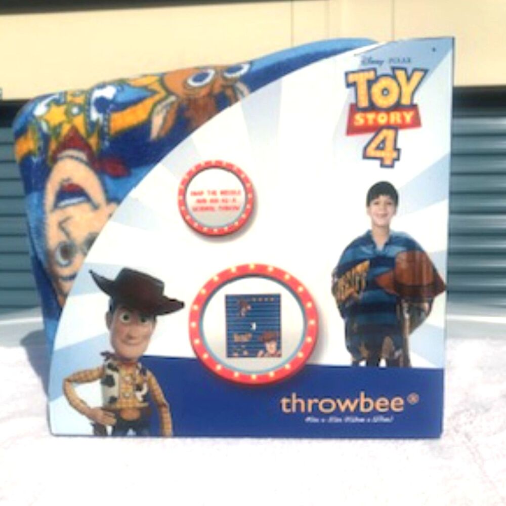 Size: 40" x 50" Toy Story . Sheriff Woody Wearable Throw Blanket . New in Box